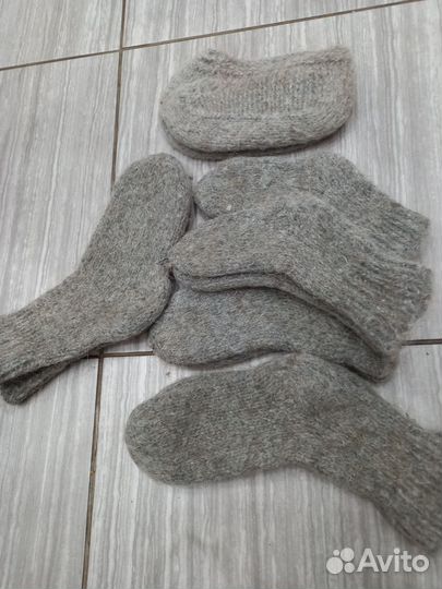 Носки взрослые и детские носочки и варежки