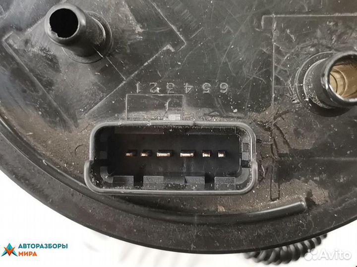 Насос топливный Jaguar XF X250 2008 C2C35101