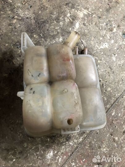 Расширительный бачок Ford Focus 2