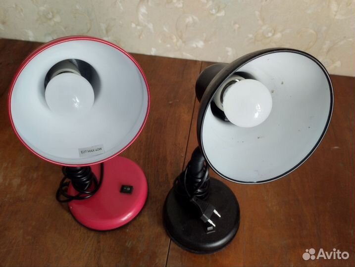 Лампа настольная