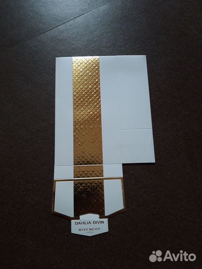 Подарочная упауовка Givenchy Dahlia Divin