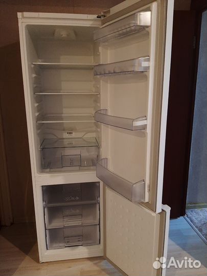 Холодильник beko