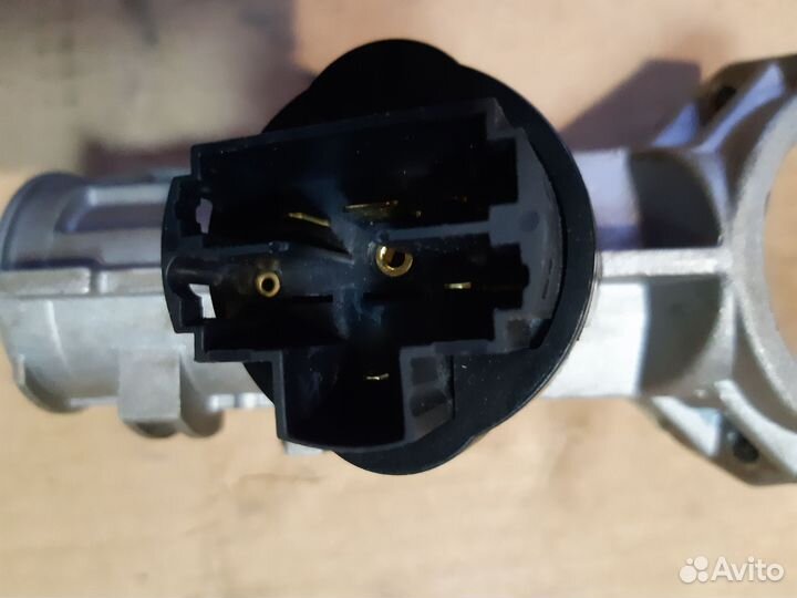Противоугонное устройство,замок зажигания