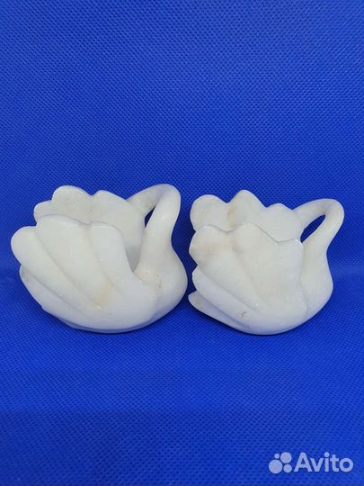 Лебеди из камня. Оникс