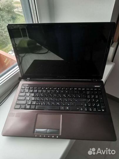 Ноутбук asus