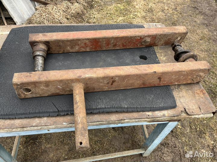 Стойка колес культиватора