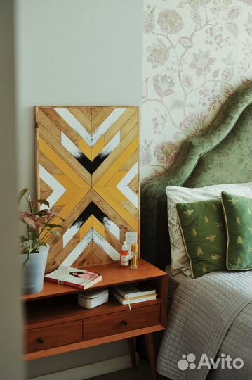 Деревянное панно