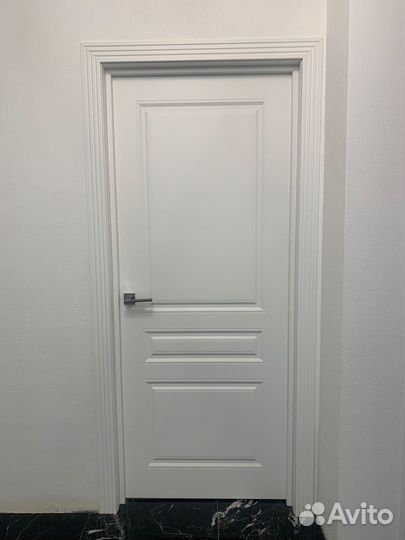 Двери межкомнатные с коробкой белые