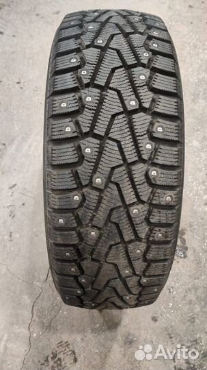 Pirelli Ice Zero 215/55 R17