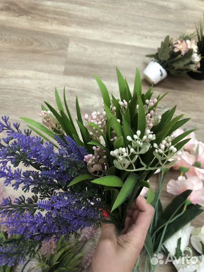 Продам цветы искусственные
