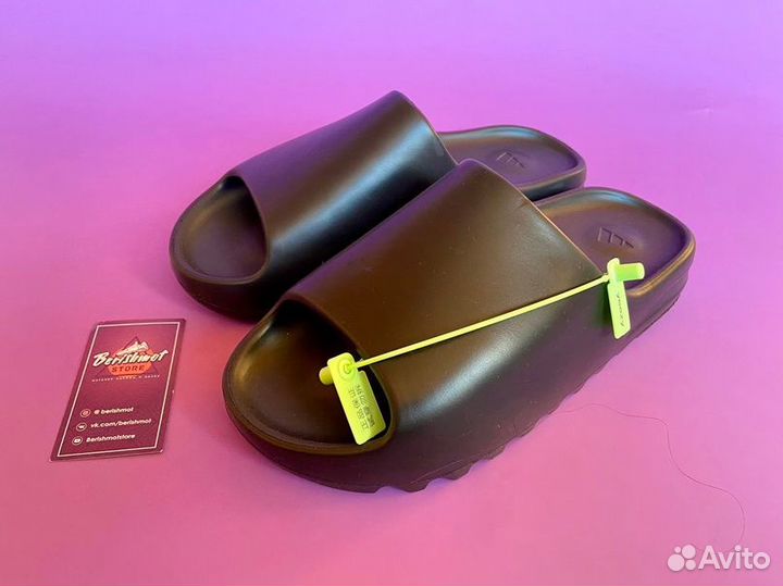 Adidas yeezy Slide Onyx (28,5 см)