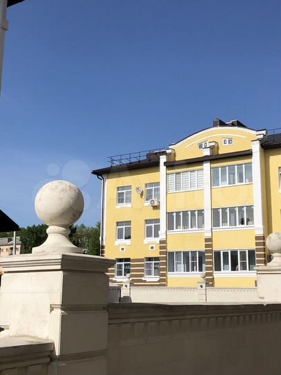 3-к. квартира, 94 м², 2/3 эт.