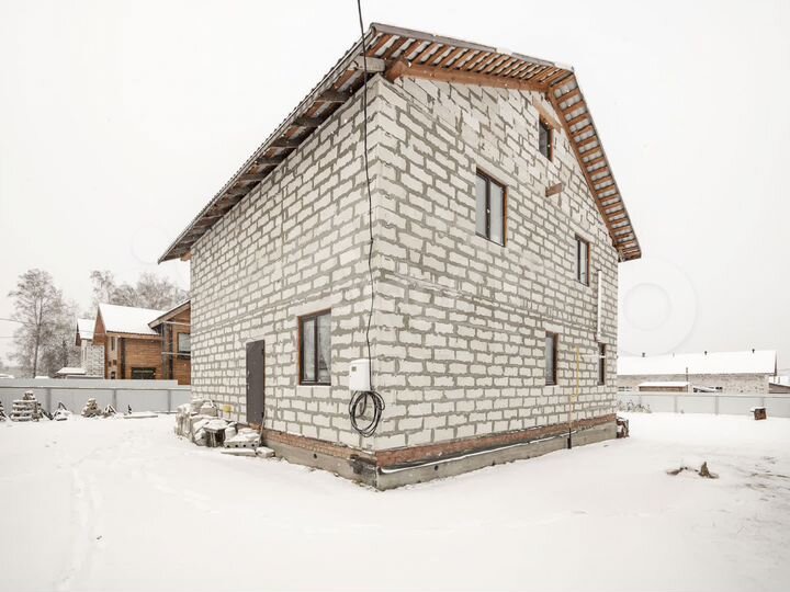 Дом 202,4 м² на участке 10 сот.