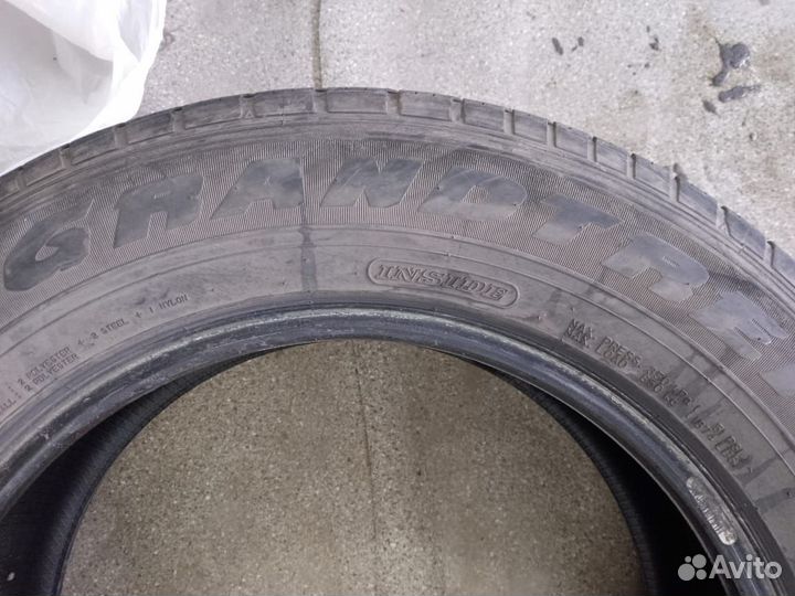 Dunlop Grandtrek AT1 225/65 R17