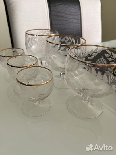 Рюмки и бокалы