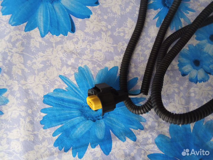 Продам противотуманные фары на Рено Сандеро,Меган2