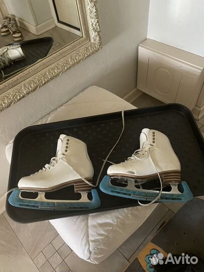 Коньки фигурные 35 размер