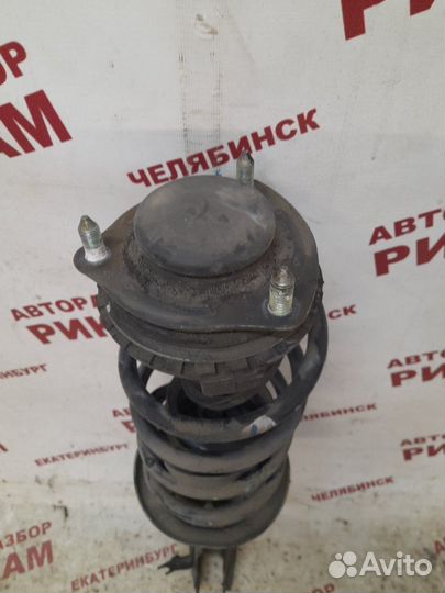 Стойка передняя правая Honda Civic FD1 R18A1 2006