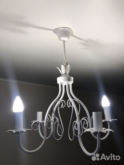 Люстра потолочная подвесная