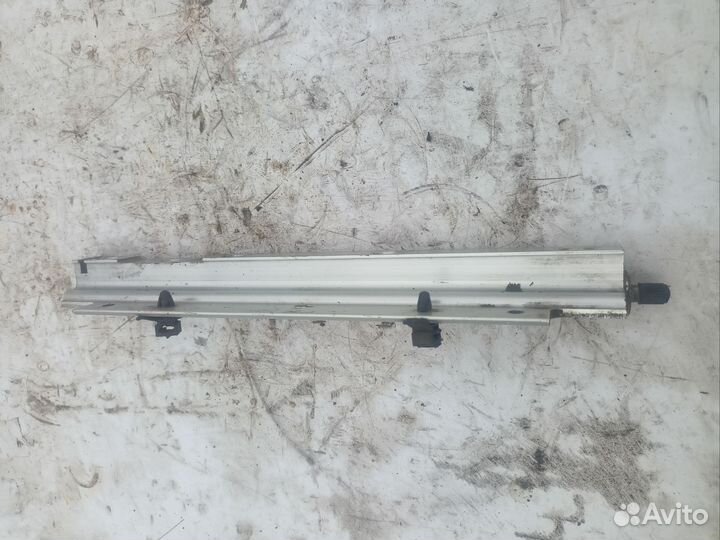 Рампа топливная Вольво S40