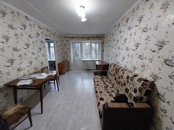 3-к. квартира, 57 м², 2/5 эт.