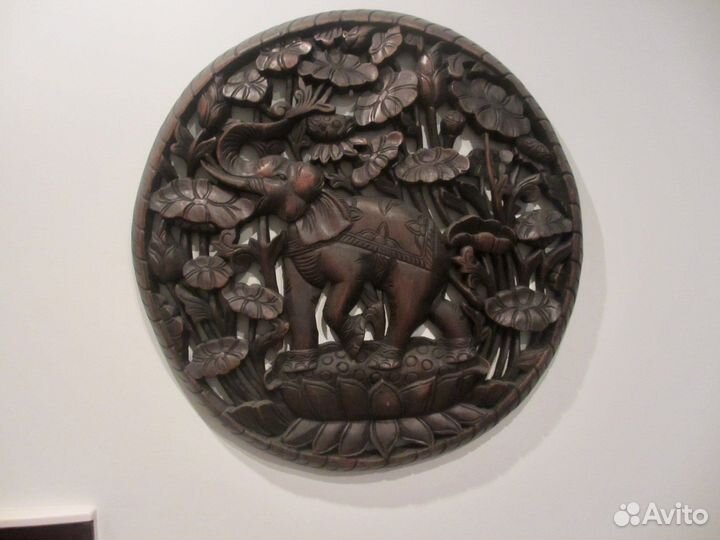 Панно из дерева