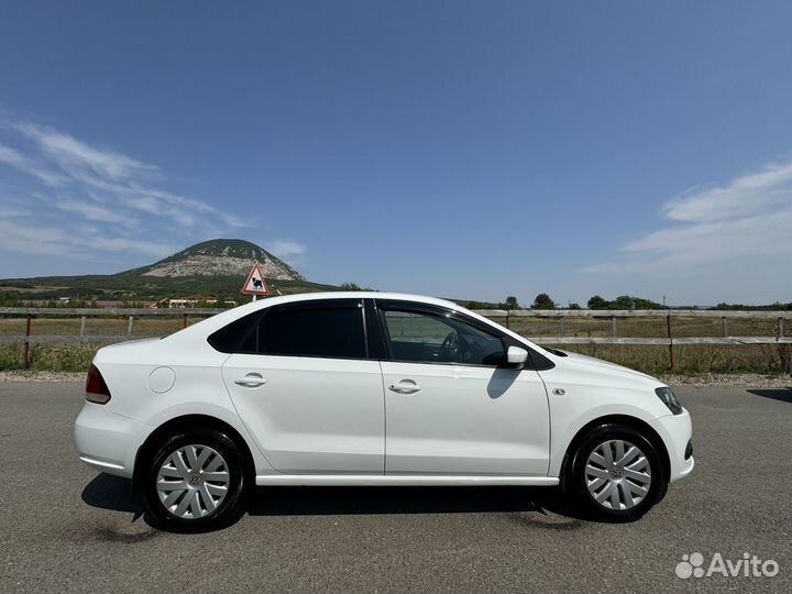 Volkswagen Polo 1.6 МТ, 2012, 219 000 км