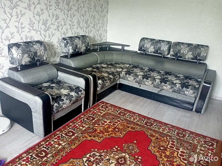 Угловой диван бу