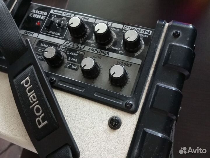 Roland Micro Cube комбо усилитель
