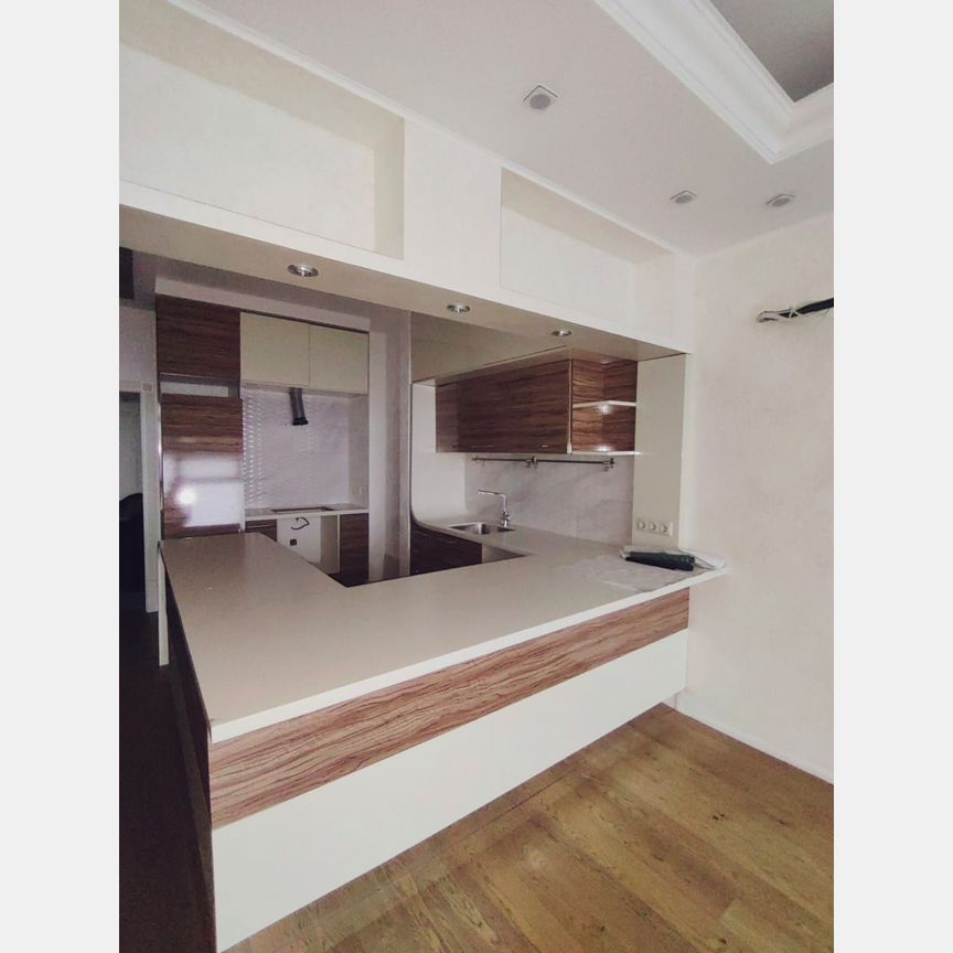 3-к. квартира, 144 м², 35/58 эт.