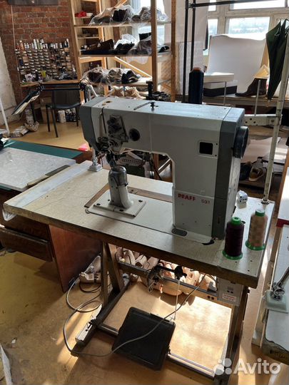 Швейная машина Pfaff 591