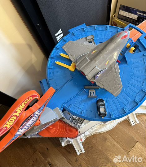 Хотвилс трек Невообразимая башня