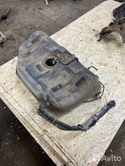 Топливный бак Chevrolet Lacetti