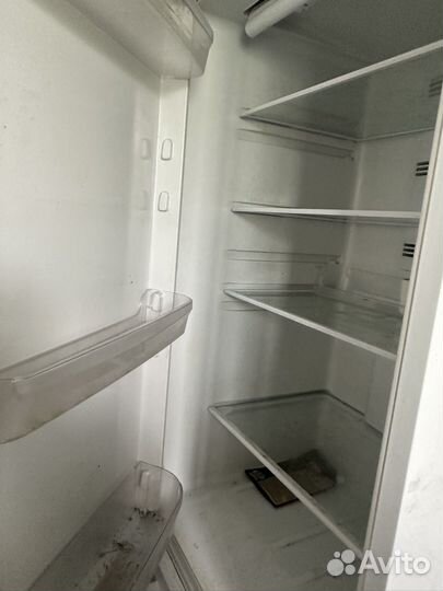 Холодильник бу indesit