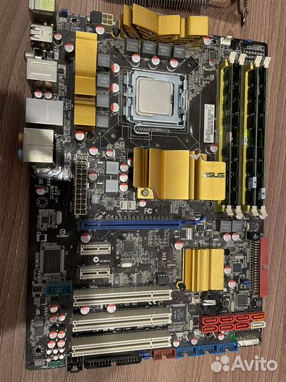 Материнская плата с процессором