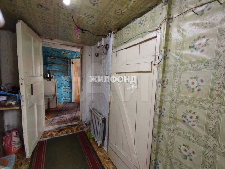 Дом 27,2 м² на участке 5 сот.