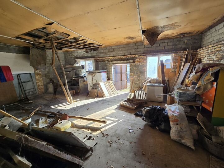 Дом 195,6 м² на участке 8,5 сот.