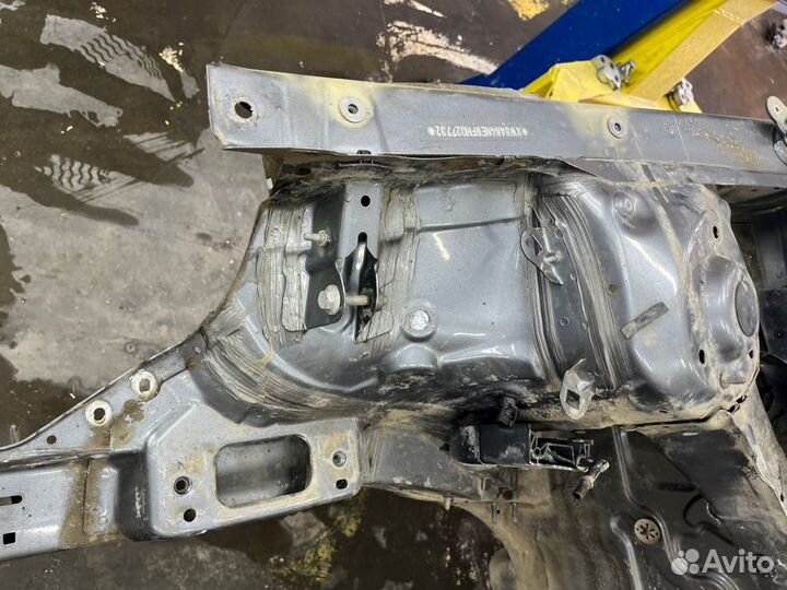 Четверть передняя правая лонжерон передний правый