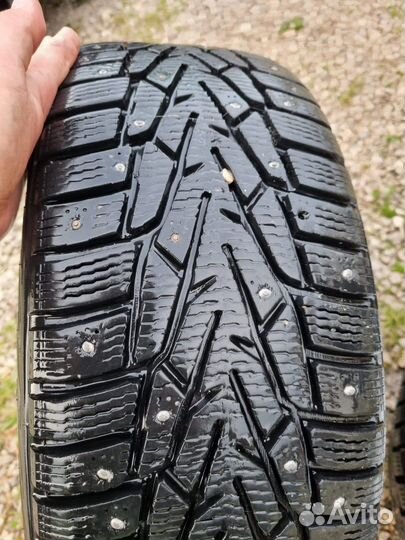 4 колеса bmw 1 R16 205/55 зимние Nokian 7