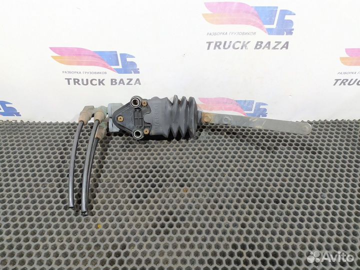 1430545 Кран уровня пола кабины