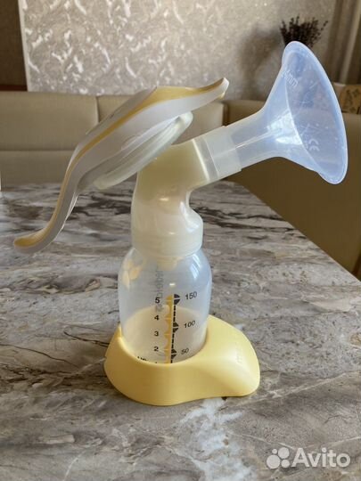 Молокоотсос medela ручной