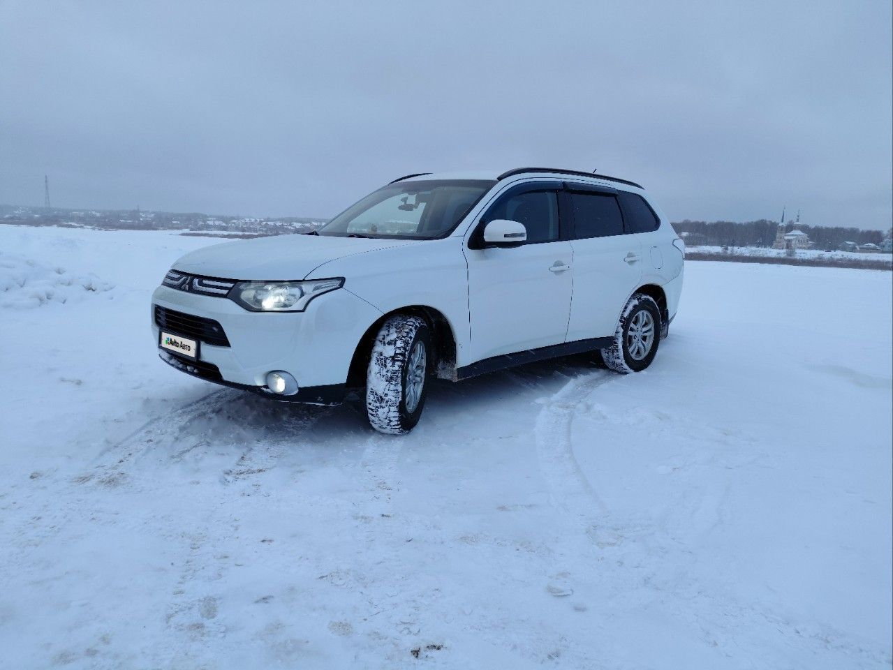 Mitsubishi Outlander: фото владельца