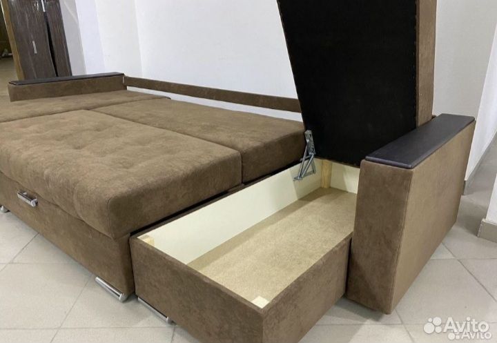 Диван угловой П образный #533