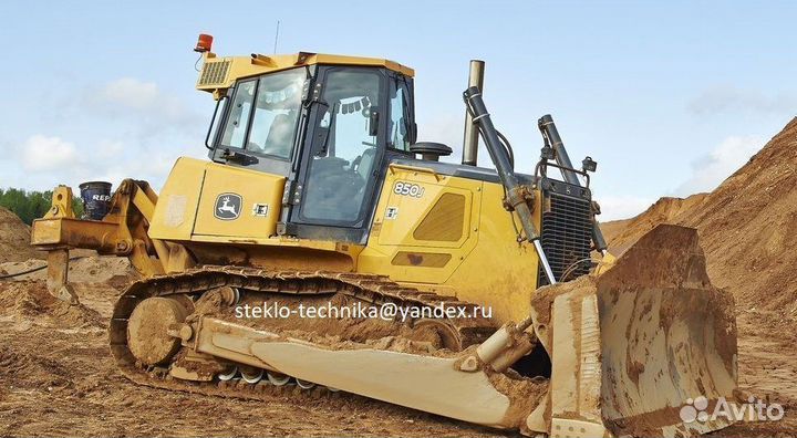 Стекло на бульдозер John Deere 850 J-II дверное