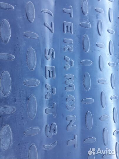 Коврик в багажник VW Teramont-оригинал