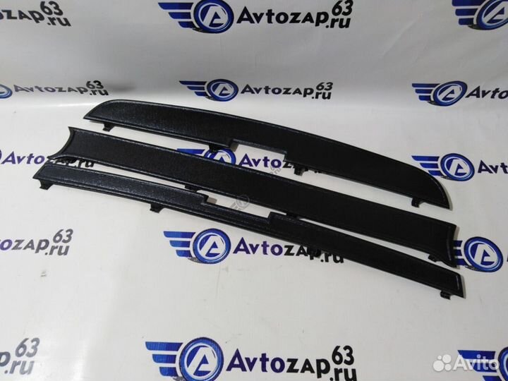 Зимняя защита радиатора Шевроле Нива