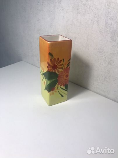 Керамическая ваза