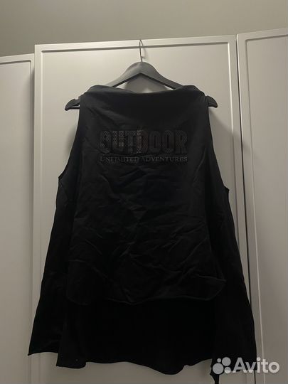 Жилет женский с разрезами по бокам