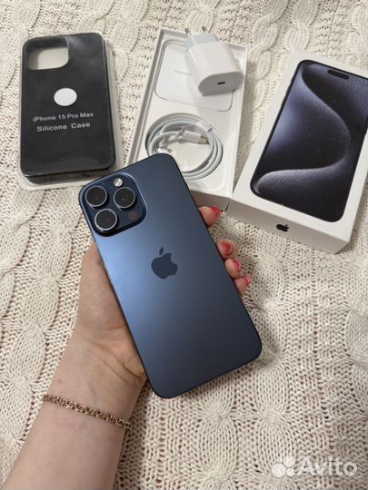 iPhone 15 Pro Max, 256 ГБ