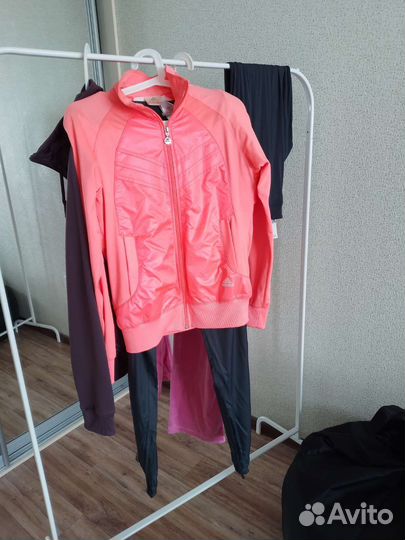 Костюмы спортивные,домашние